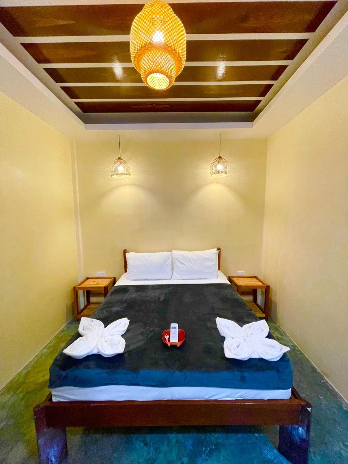 La Visita Hotel General Luna  Room photo