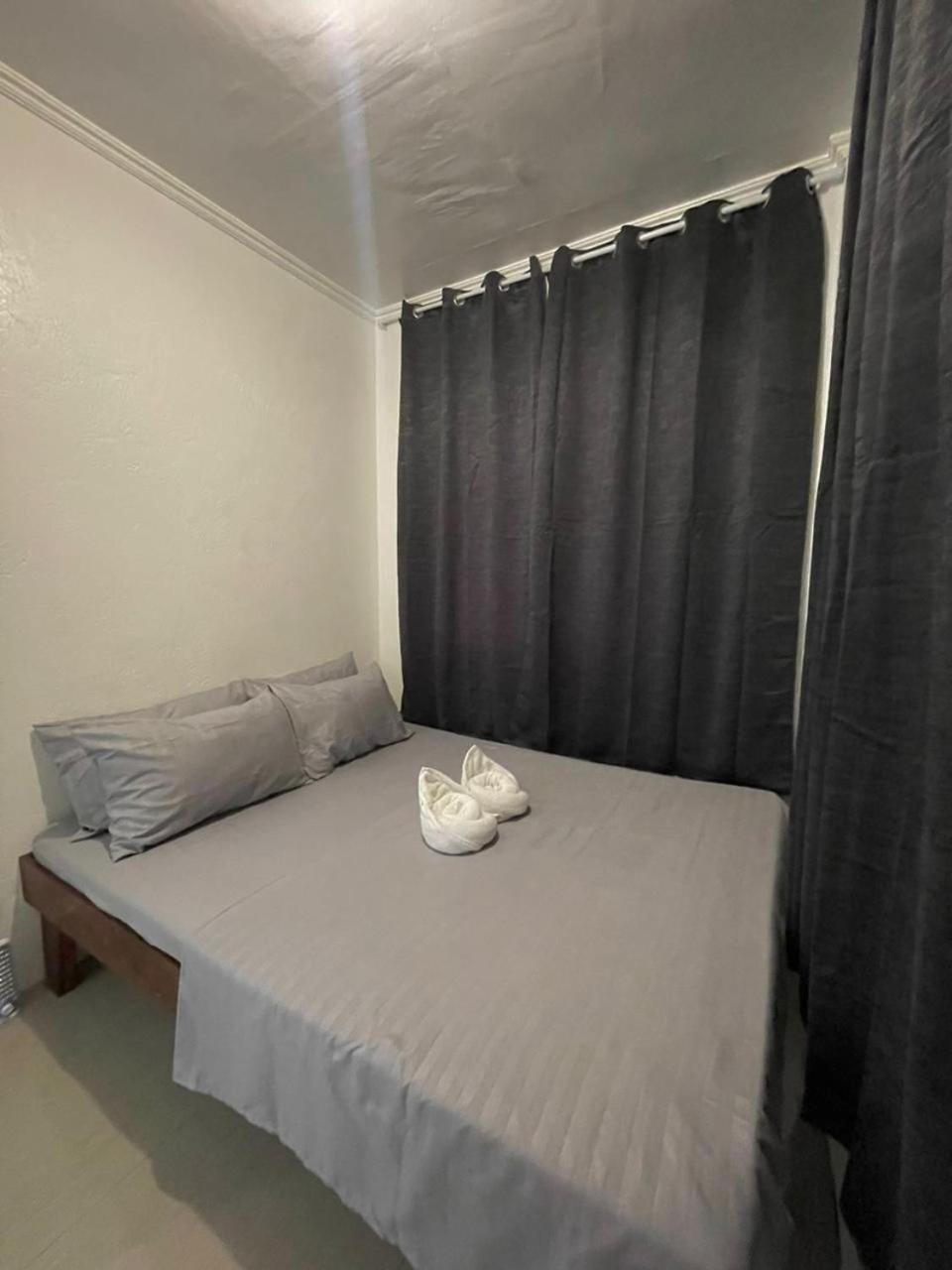 La Visita Hotel General Luna  Room photo